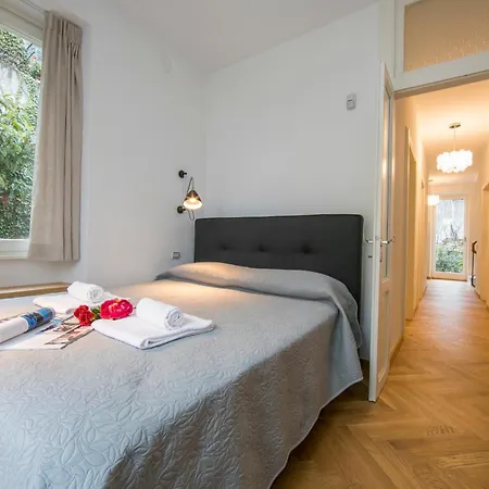 Teresa On Como's Lakeshore Villa Brienno