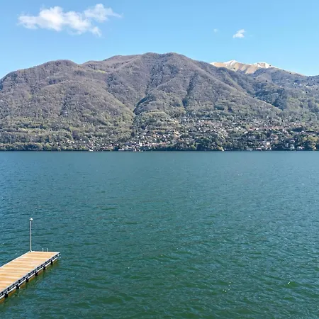 فيلة Teresa On Como's Lakeshore Brienno