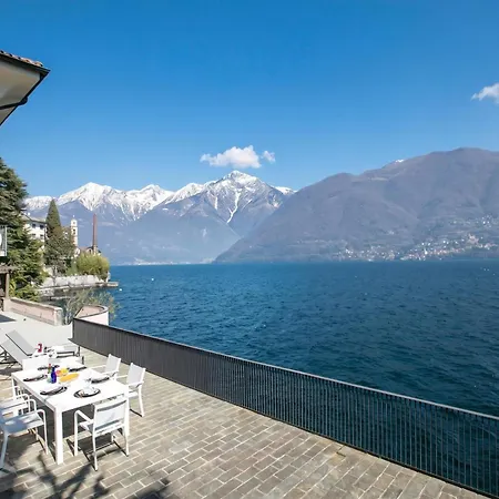 Teresa On Como's Lakeshore * Brienno