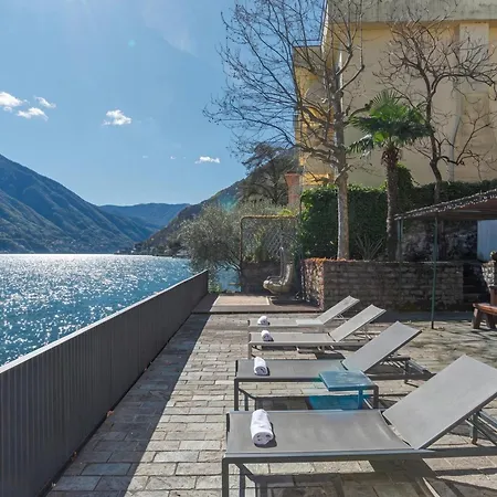 Teresa On Como's Lakeshore Вилла *