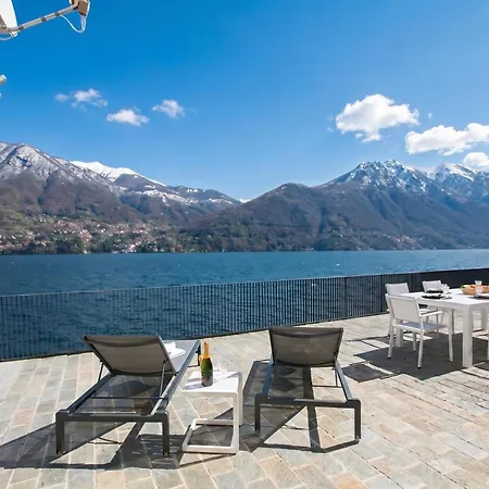 Teresa On Como's Lakeshore Вилла Brienno