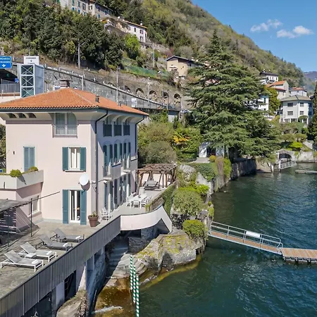 Teresa On Como's Lakeshore * Brienno
