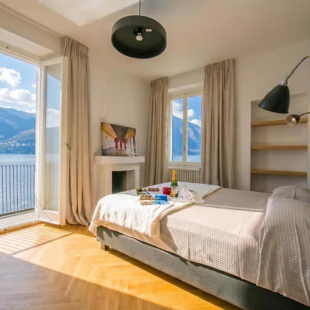 Вилла Teresa On Como's Lakeshore