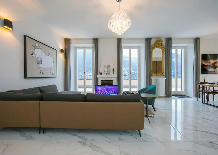 Teresa On Como's Lakeshore Brienno