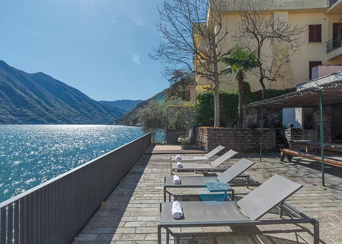 Вилла Teresa On Como's Lakeshore