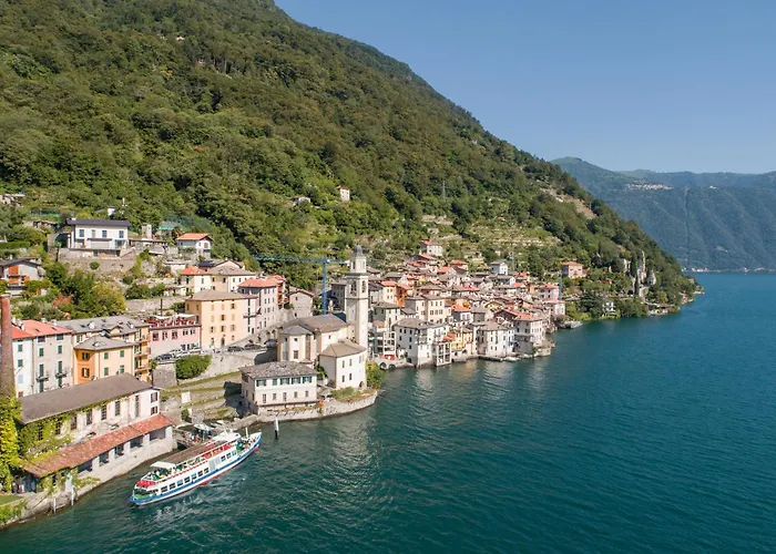 Teresa On Como's Lakeshore *