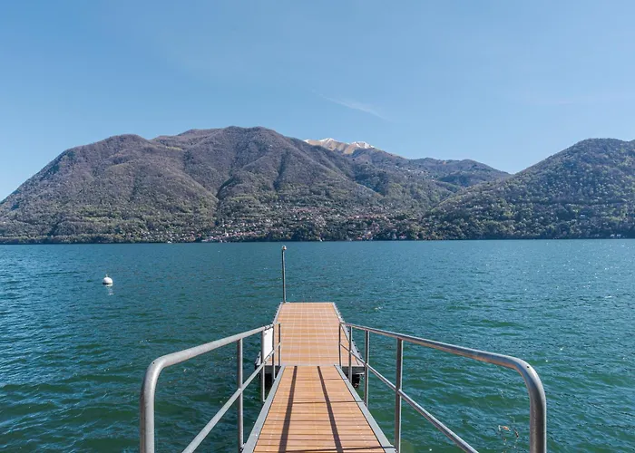 Teresa On Como's Lakeshore Вилла