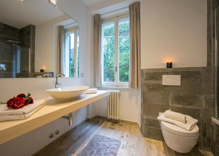 Teresa On Como's Lakeshore *