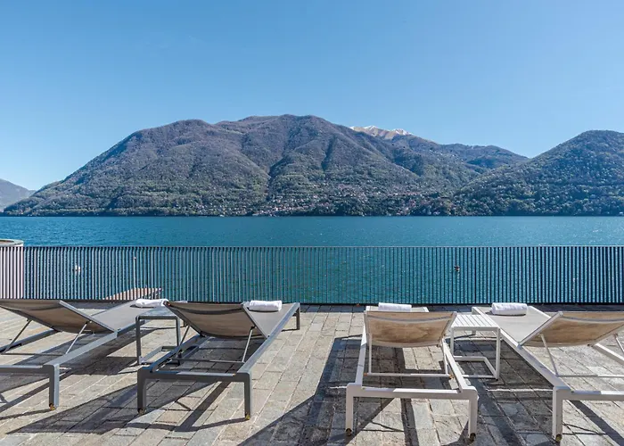 Teresa On Como's Lakeshore Brienno