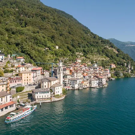 Teresa On Como's Lakeshore *