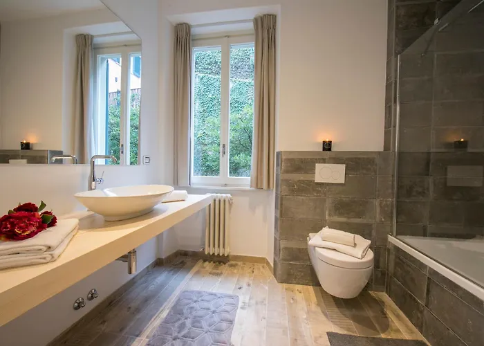 Villa Teresa On Como's Lakeshore