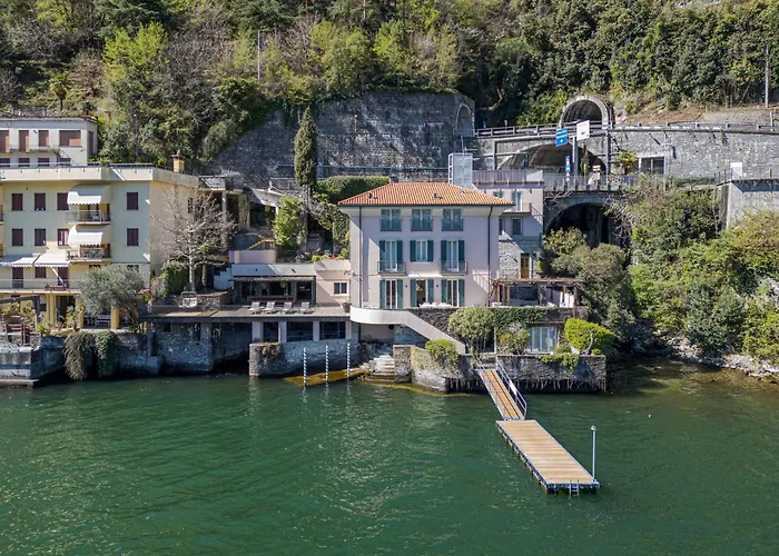 Villa Teresa On Como's Lakeshore