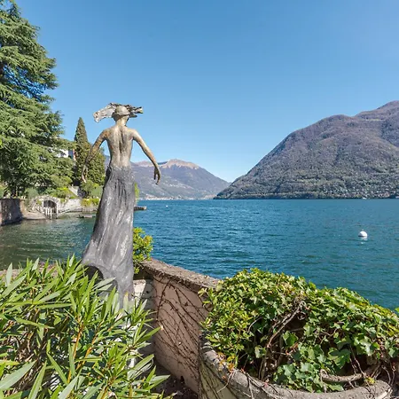 Teresa On Como's Lakeshore Vila Brienno