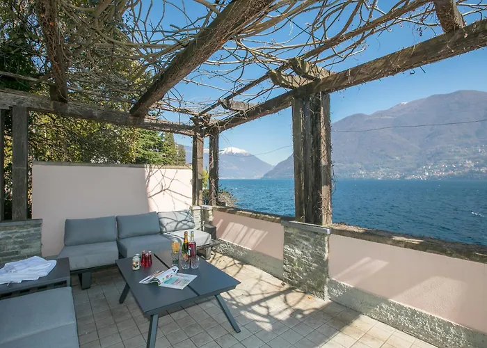 Teresa On Como's Lakeshore *